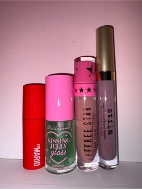 Bundle of 4 Lippies